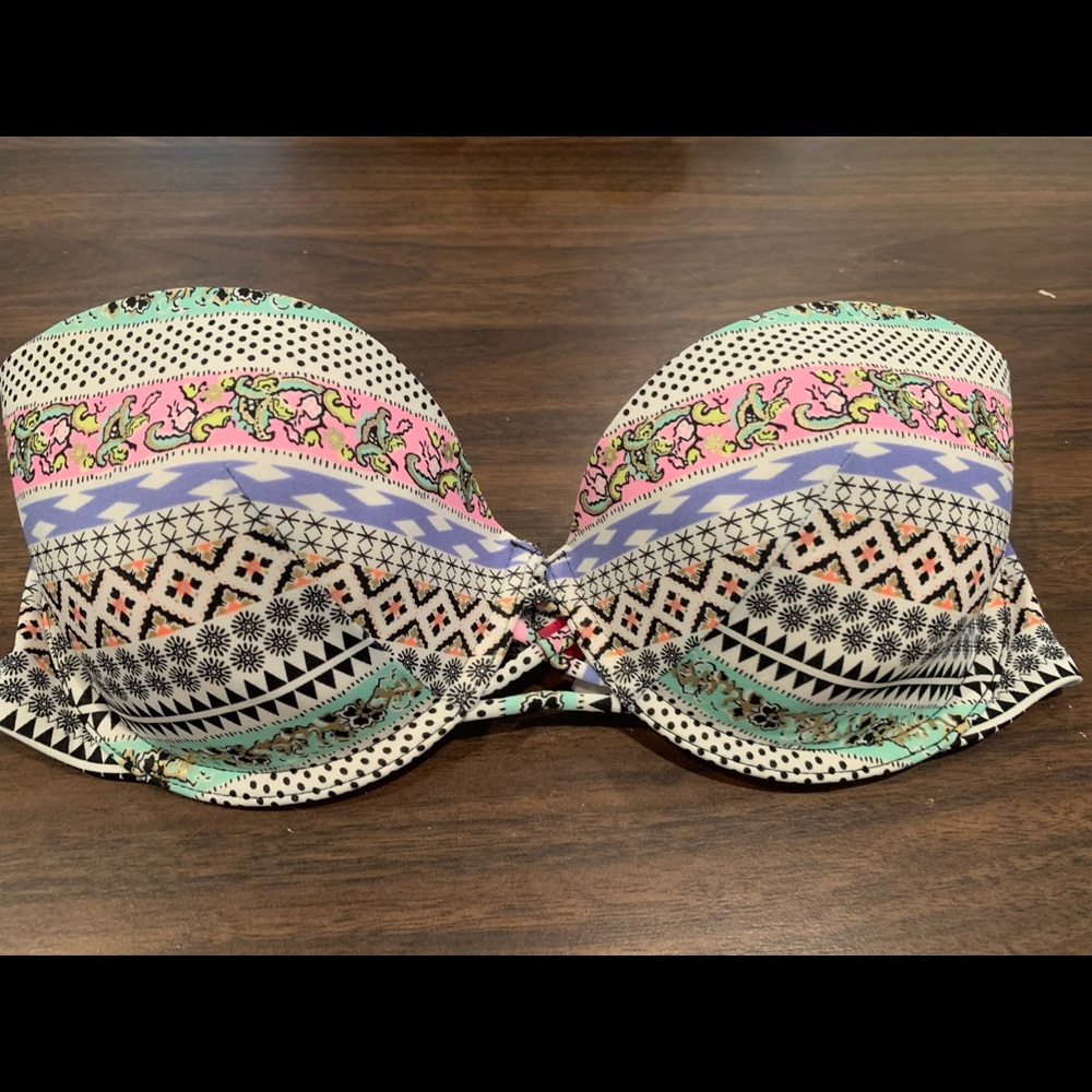 VS pattern bikini top- strapless